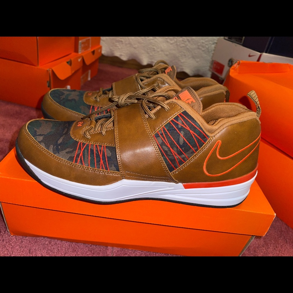 Nike zoom Revis camo sz 13